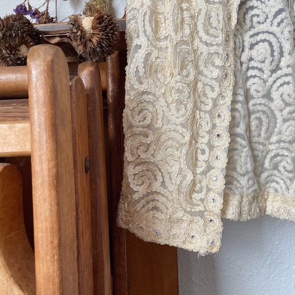 Vintage Cream Long Vest with Embellishments - Picture 3 of 5